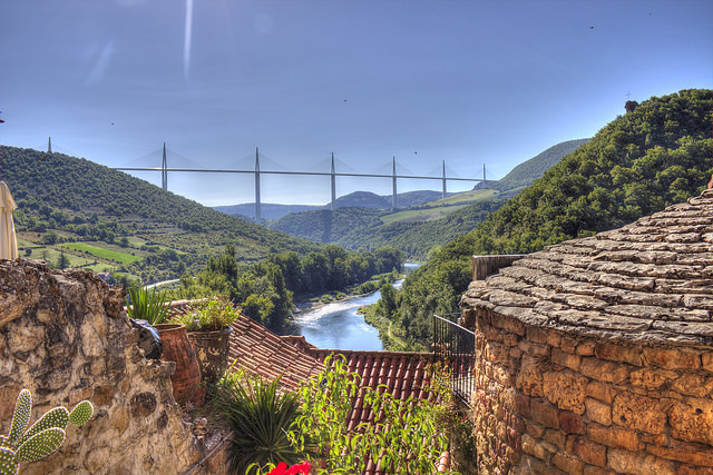 Viaduc de Millau depuis Peyre © Sergi Perez