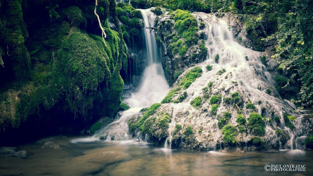Cascade de Creissels, Aveyron © P. Oniratac Cascade de Creissels, Aveyron © P. Oniratac